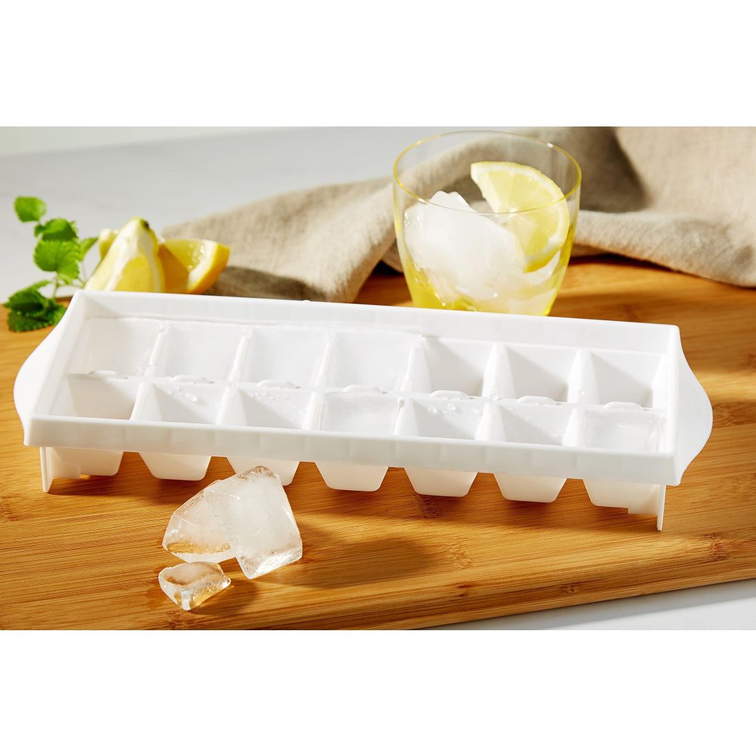ICE CUBE TRAY WHITE
