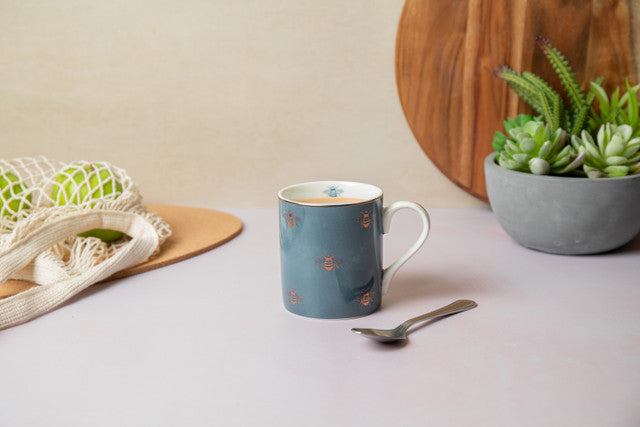 MIKASA BEES STRAIGHT SIDED PORCELAIN MUG 280ML