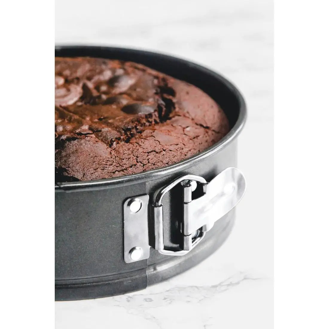 NON-STICK LOOSE BASE SPRINGFORM PAN 23CM