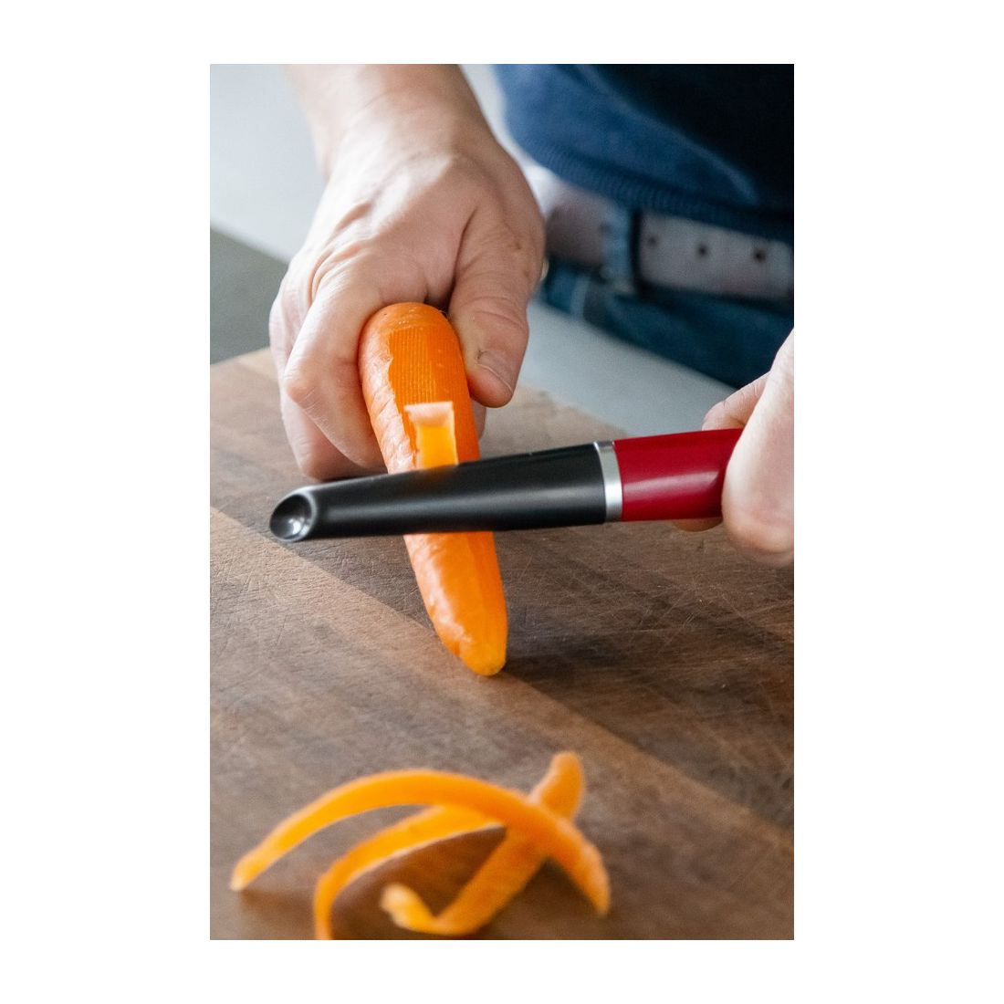 STAINLESS STEEL EURO PEELER EMPIRE RED