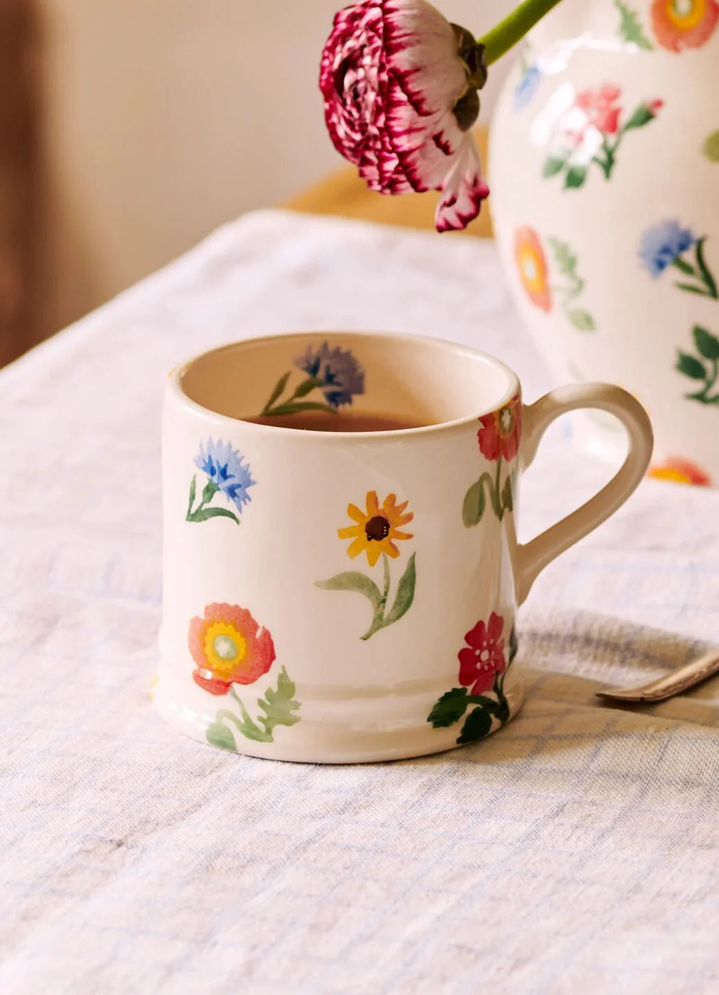SMALL MUG POPPIES AND PINK