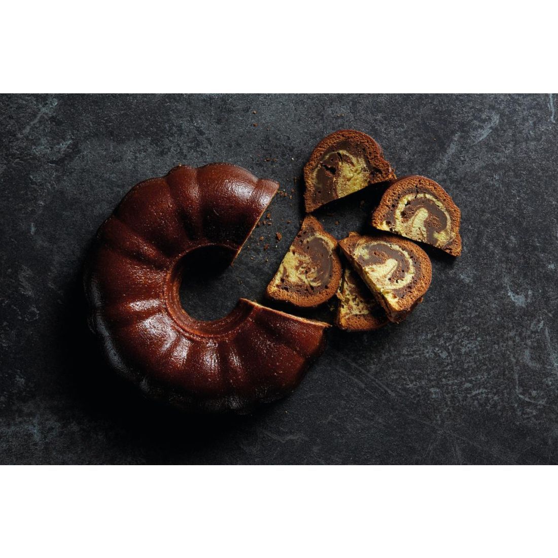 NON-STICK FLUTED RING CAKE PAN 27CM