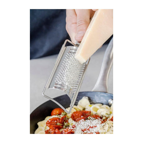 OVAL HANDLED PROFESSIONAL STAINLESS STEEL CURVED GRATER