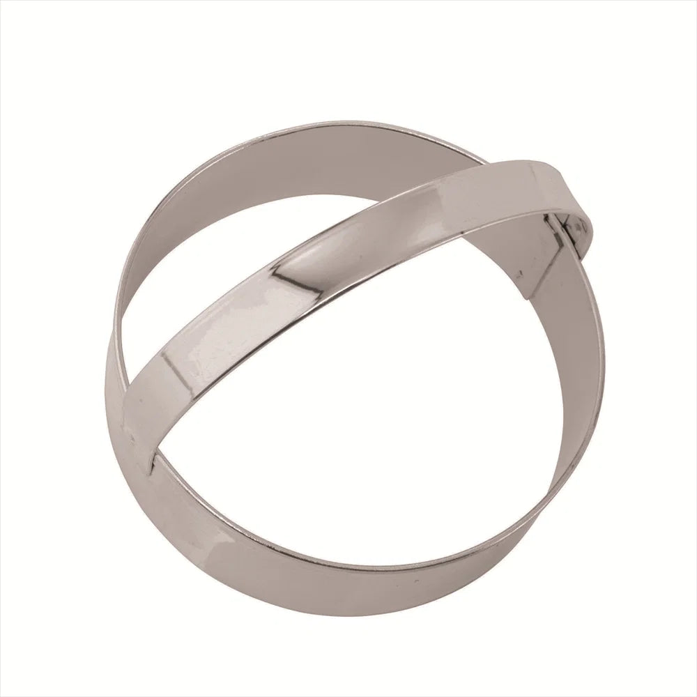 STAINLESS STEEL COOKIE CUTTER WITH HANDLE