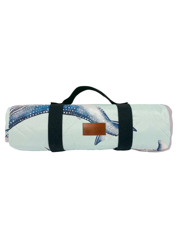 YVONNE ELLEN PICNIC BLANKET WHALE