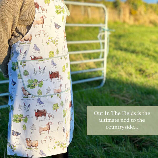 OUT IN THE FIELDS COTTON APRON