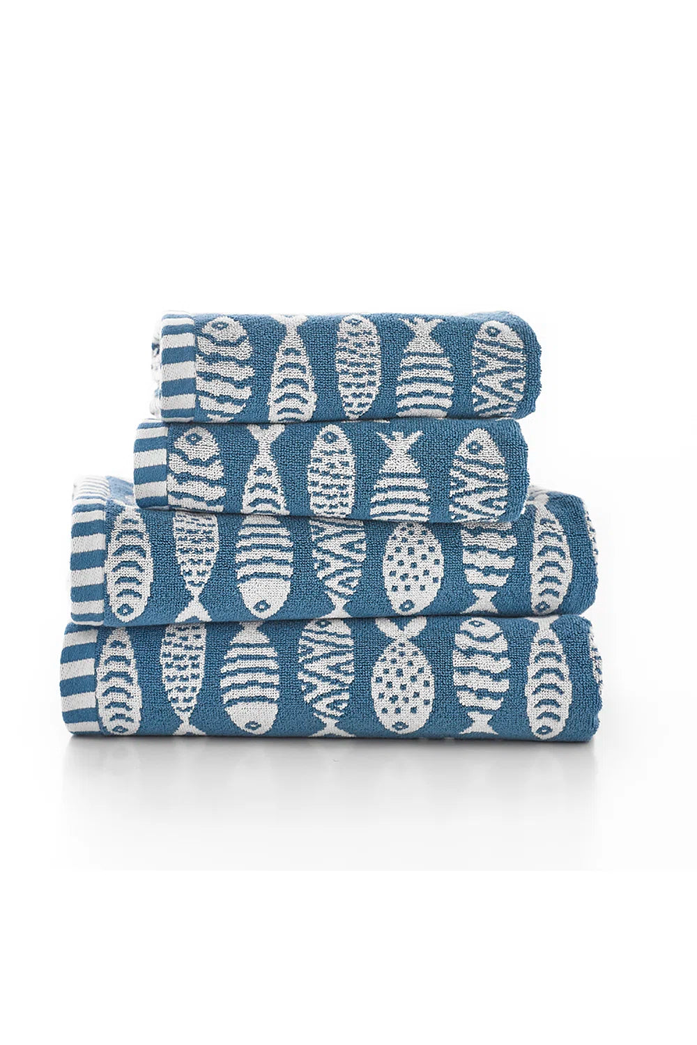 HAND TOWEL BLUE /WHITE FISH DESIGN