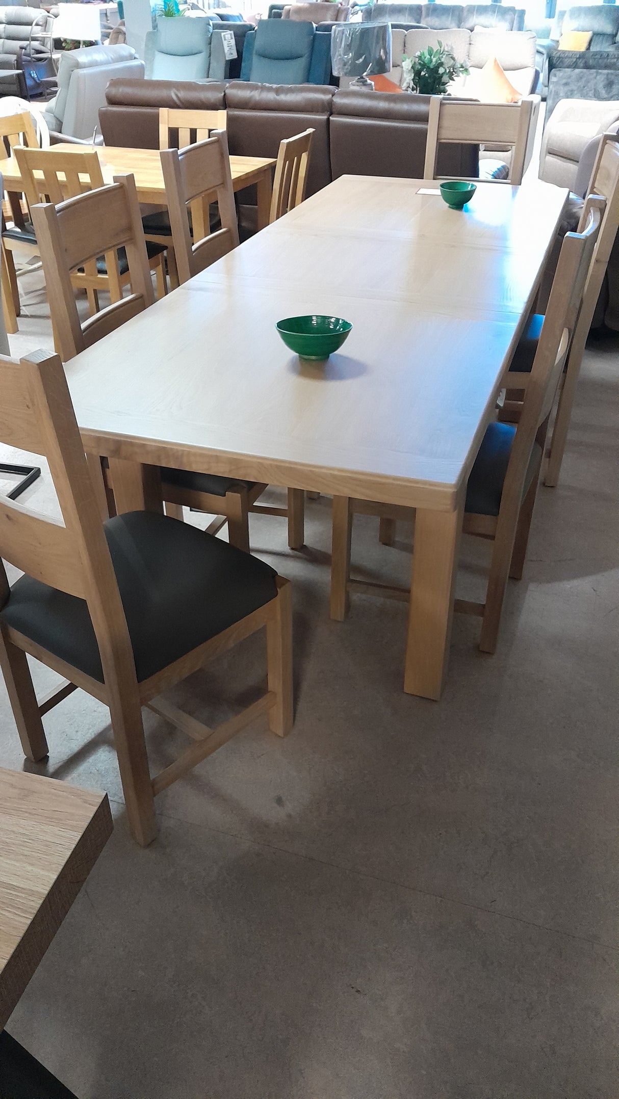 Delaney Ext Table 1800-2460