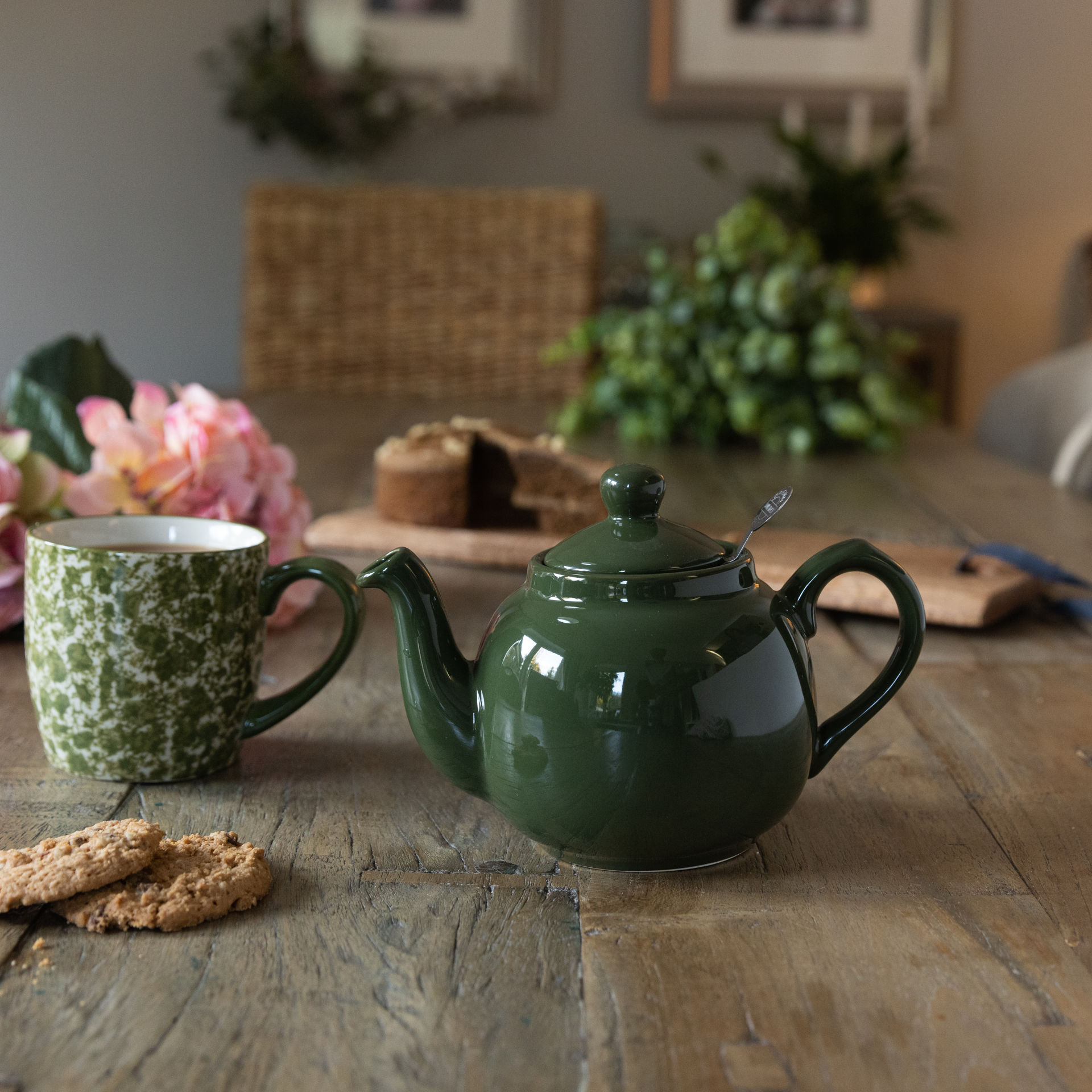 Picture of FARMHOUSE TEAPOT 4 CUP GREEN