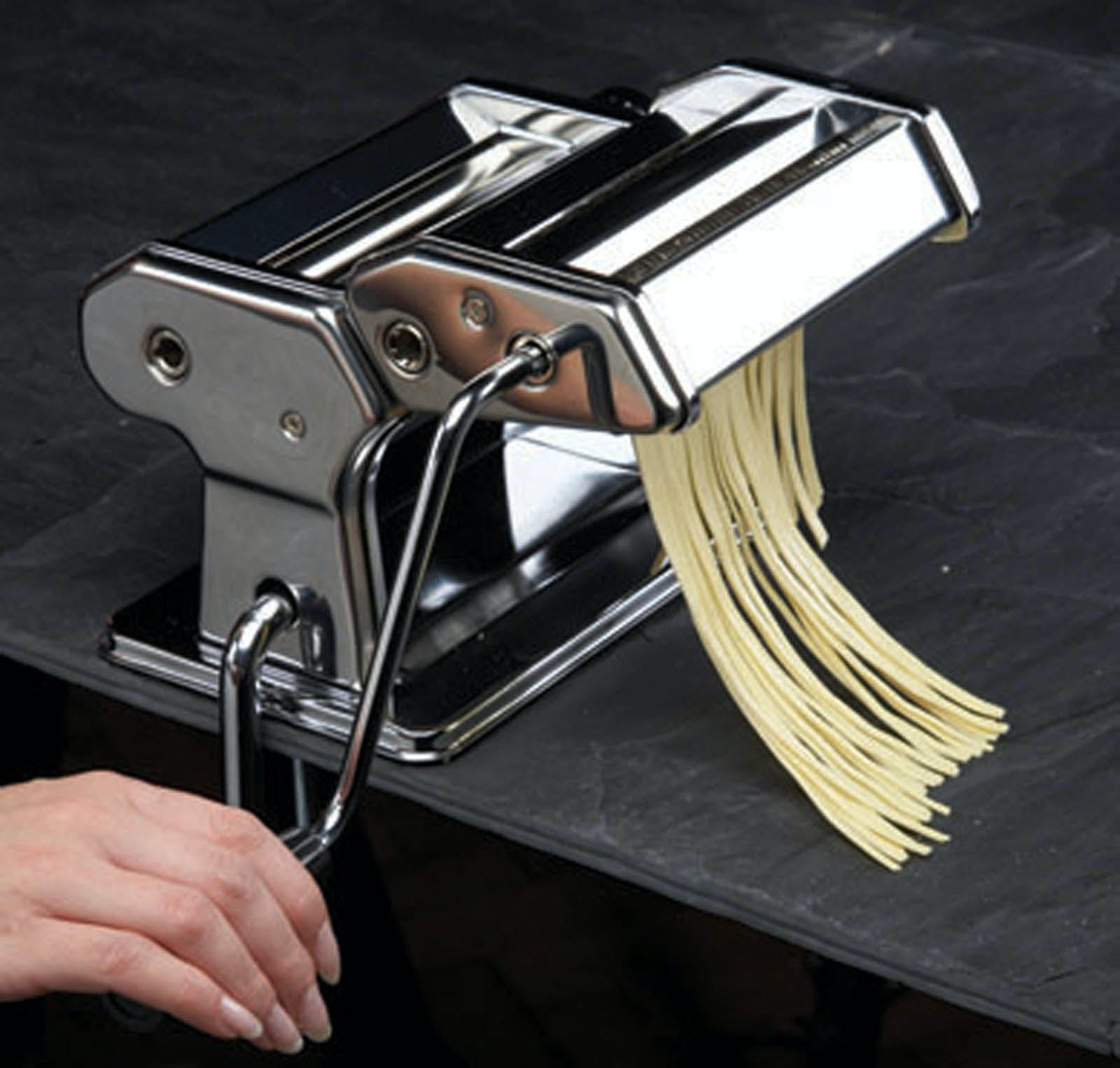 Picture of DOUBLE CUTTER PASTA MAKER