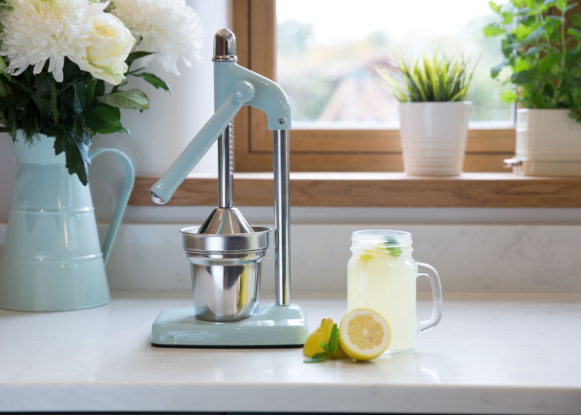Picture of LEVER JUICER BLUE